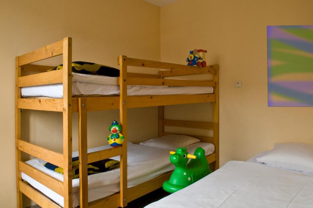 Hotel Grenier Des Grottes 한수르레세 객실 사진